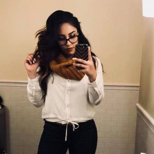 Meet your Posher, Jennifer